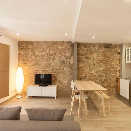 Lets Holidays Loft In The Center Of Tossa * Тосса-де-Мар