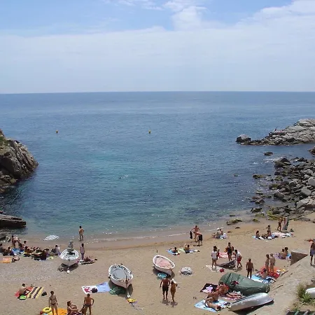 Lets Holidays Loft In The Center Of Tossa Апартаменты *